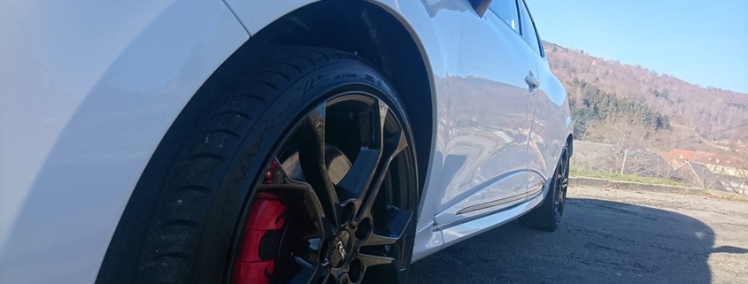 Detailing Renault Clio 4 RS